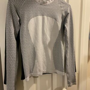 2 Lululemon Black and grey  Long Sleeve Athletic Tops